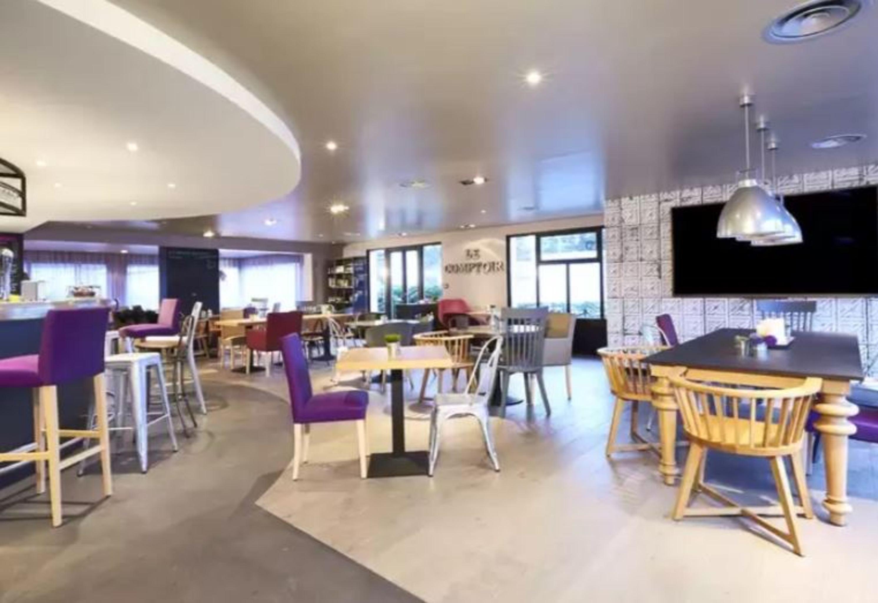 Hotel Campanile Aeroport 3*